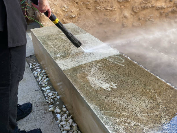 Deck Cleaning Services in Highpoint, OH